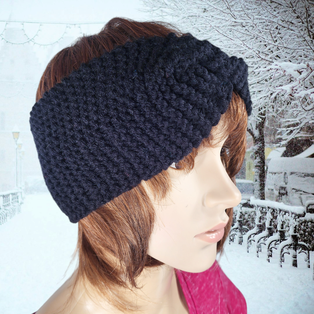 Handmade Knitted Earwarmer with Twist (Black)